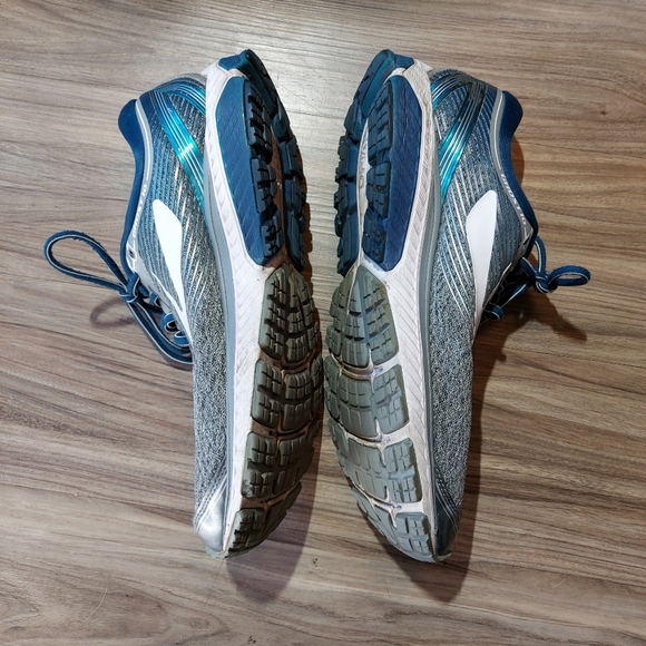 Brooks ghost 10 shoes main image 7